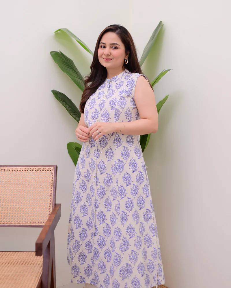 Blue Cotton Floral Printed Kurta with Pant Set for Women