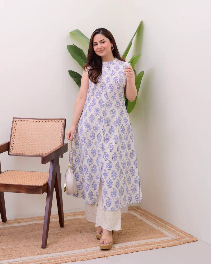 Blue Cotton Floral Printed Kurta with Pant Set for Women