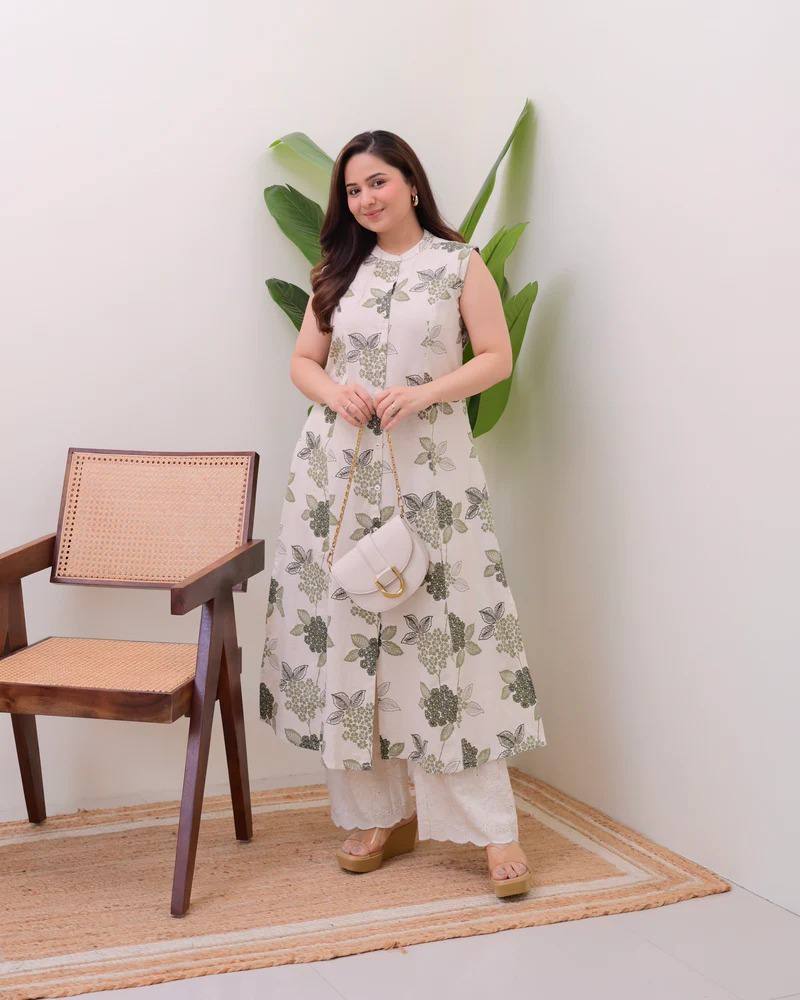 Green Cotton Floral Printed Kurta with Pant Set for Women