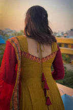 Luxury Vichitra Silk Designer Kurti Set – Trendy Traditional Outfit with Net Dupatta.