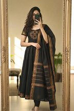 Cotton Traditional Kurti Set with Jacquard Zari Border & Dupatta