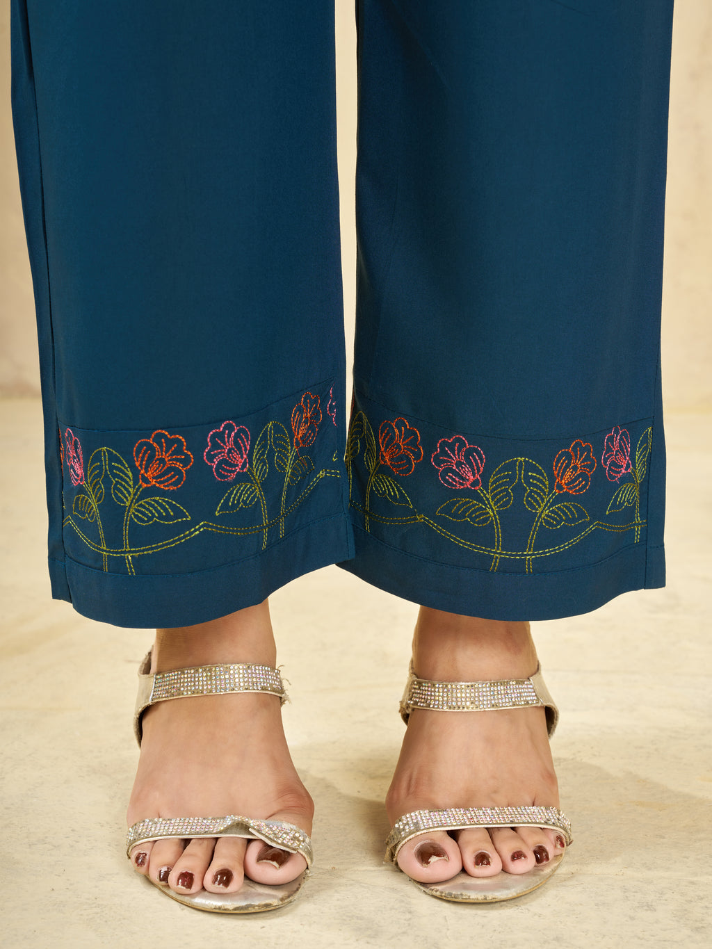 Heavy Rayon Embroidered Co-Ord Set . Hand Work Kurti & Straight Pant Set