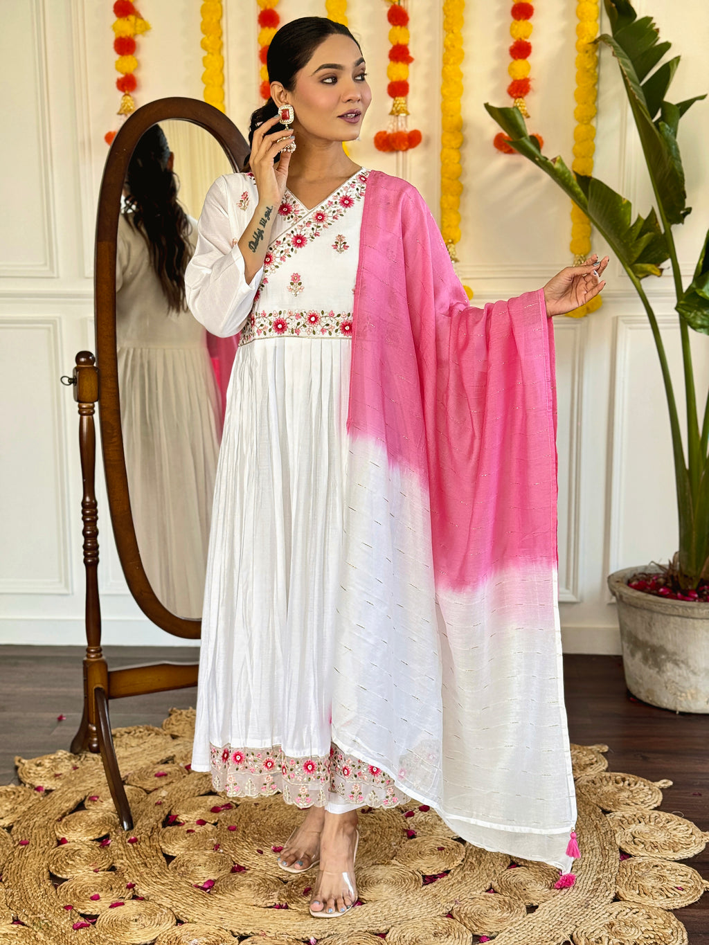 White Chanderi Embroidered Kurti Set with Pink Dupatta for Women