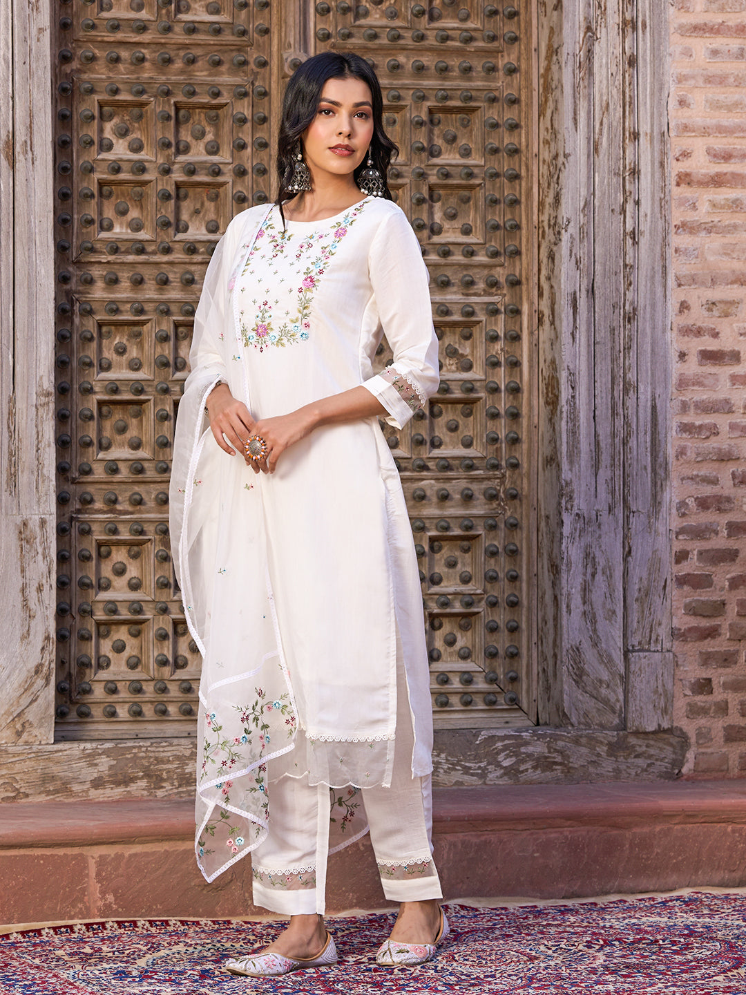 White Chanderi Embroidered Kurti Set with Pant & Dupatta for Women