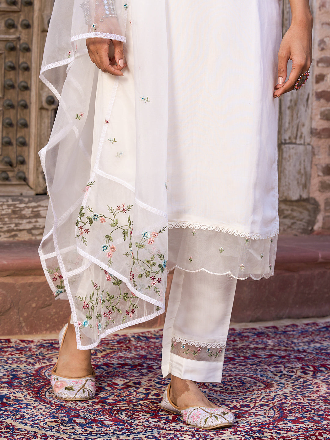 White Chanderi Embroidered Kurti Set with Pant & Dupatta for Women