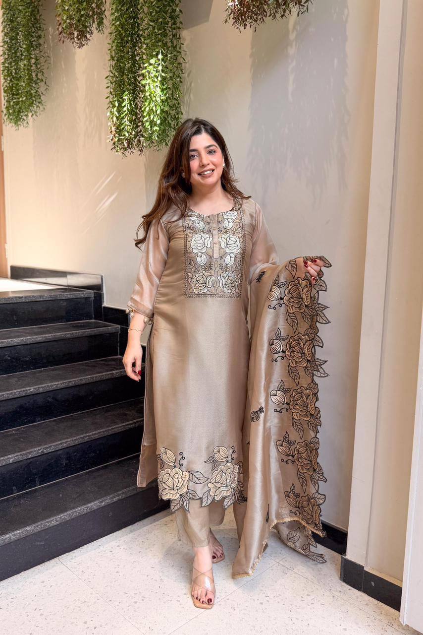 Embroidered Cut Work Suit Set for Women | Jimmy Choo Kurta Pant with Dupatta