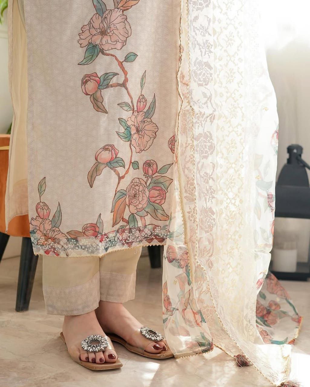 Women's Printed Lilan Suit Set | Light Pink Traditional Kurta Set
