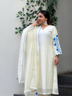Roman Silk  Kurta Pant Set with Dupatta