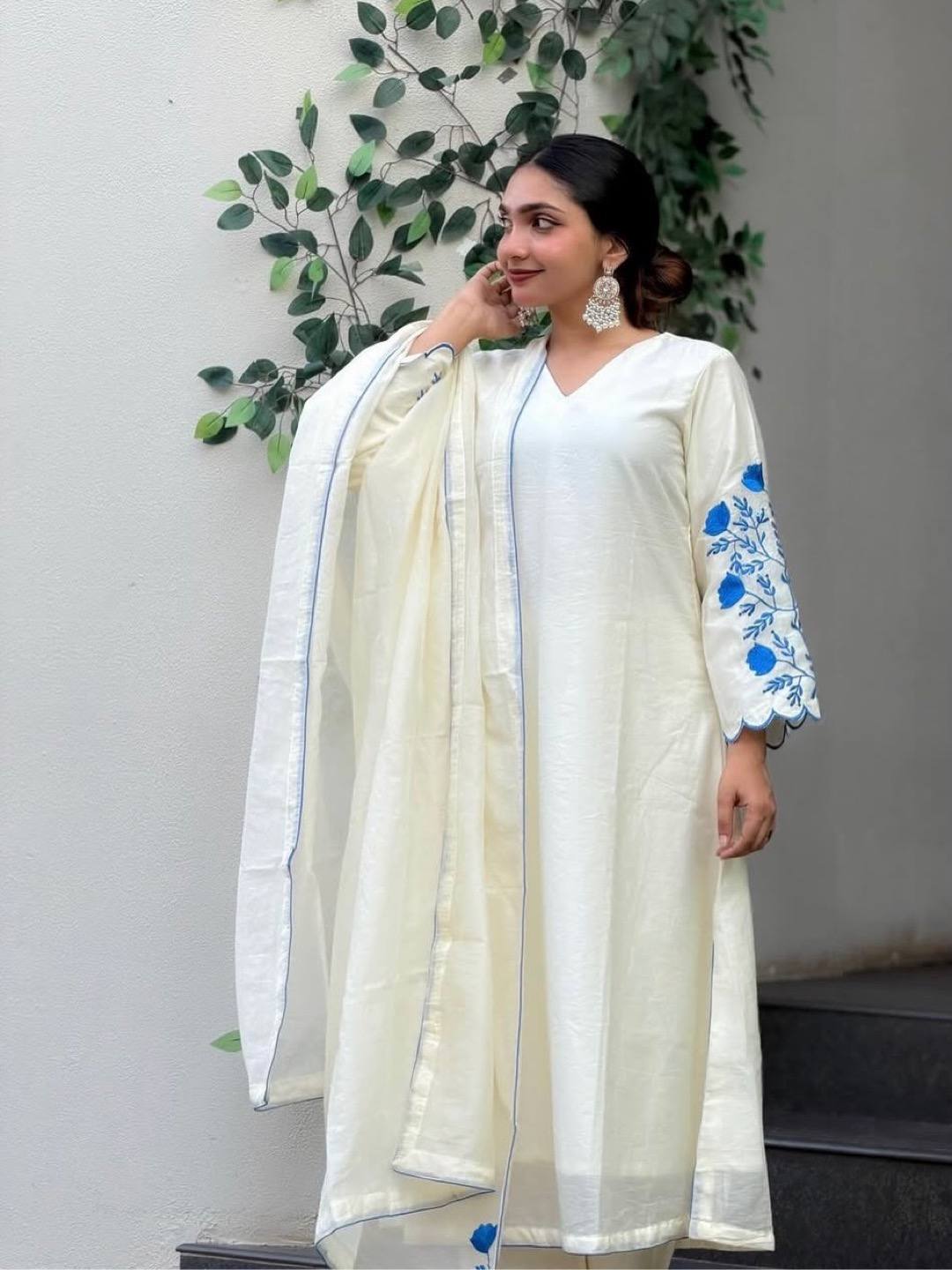 Roman Silk  Kurta Pant Set with Dupatta