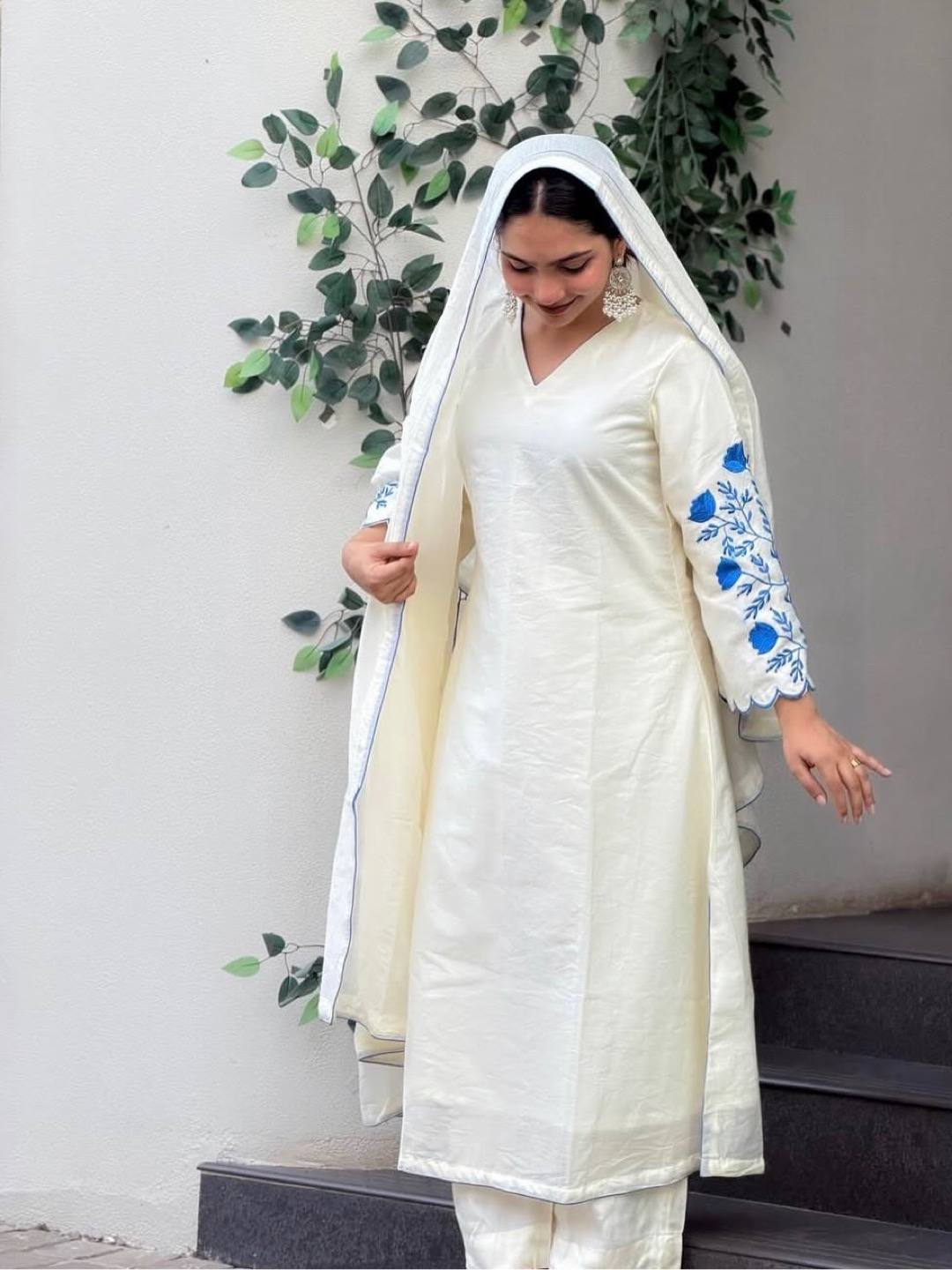 Roman Silk  Kurta Pant Set with Dupatta