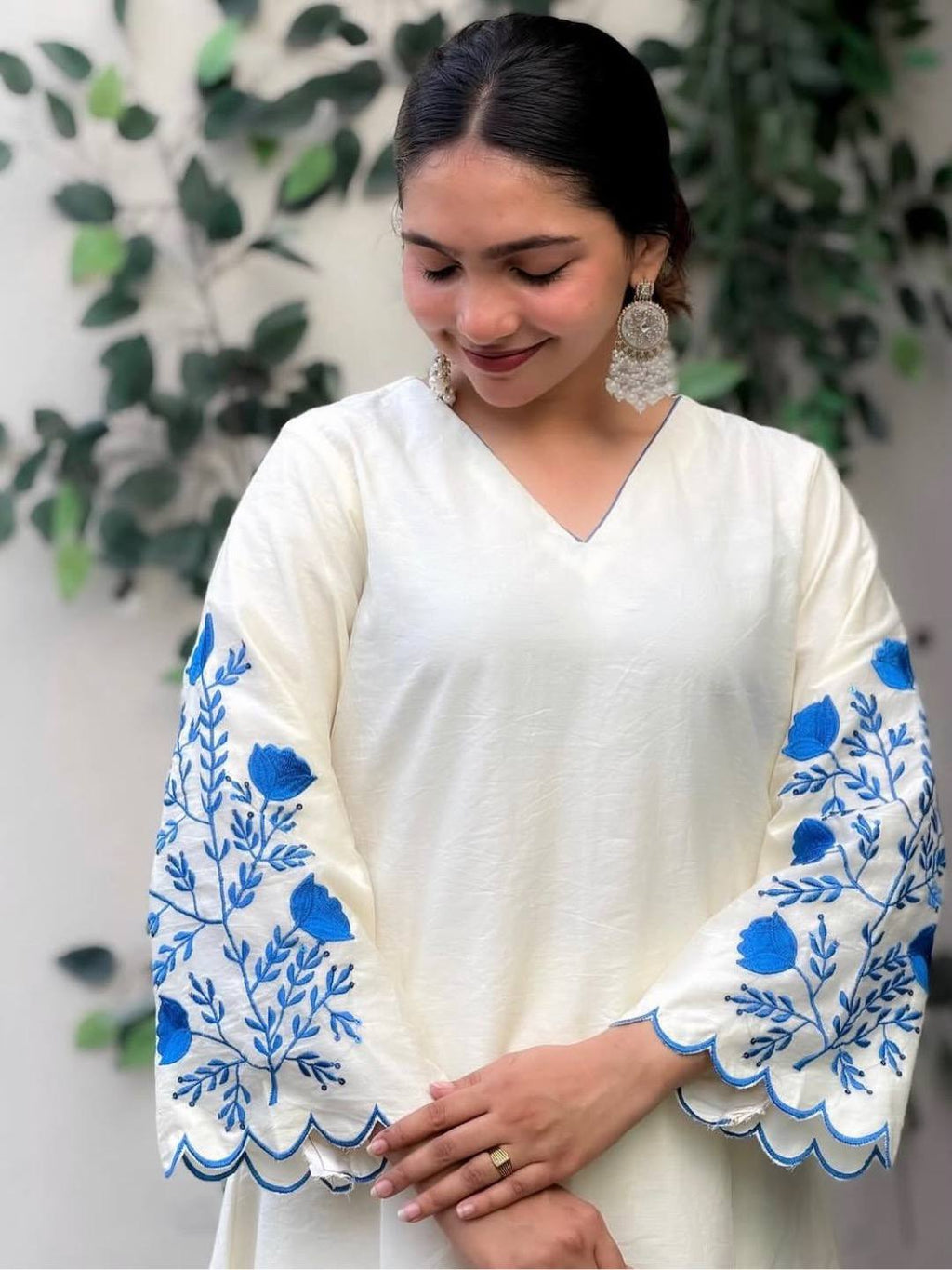 Roman Silk  Kurta Pant Set with Dupatta
