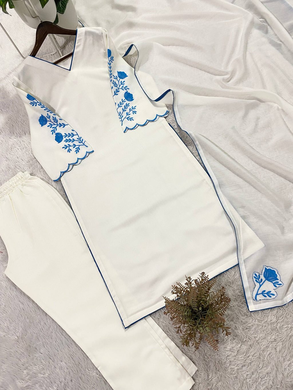 Roman Silk  Kurta Pant Set with Dupatta