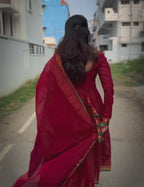 Kota Banarasi  Ethnic Set with Jacquard Zari Work & Lace Dupatta.
